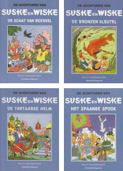 Set van 4 blauwe softcover pockets. Set van 4 blauwe softcover pockets.